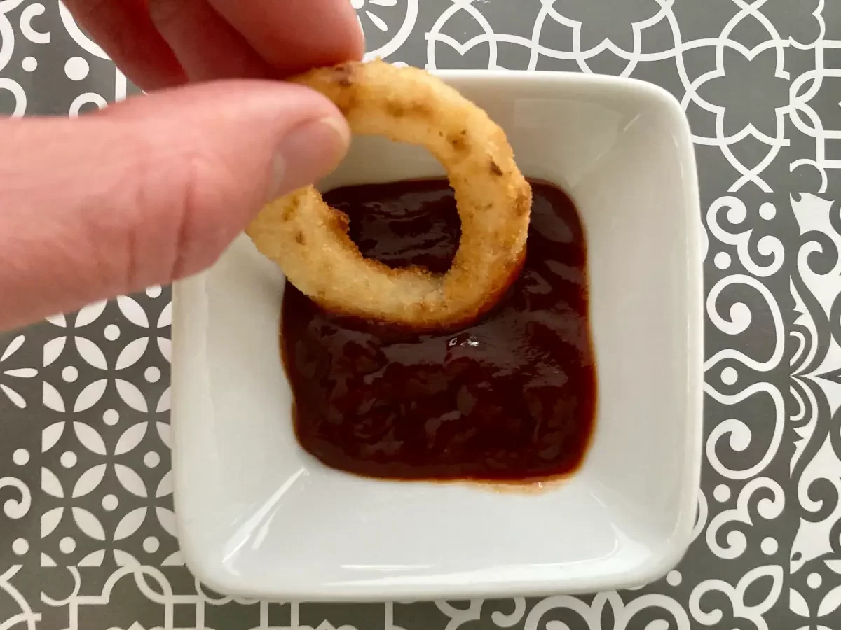 Dipping Air Fried Onion Rings